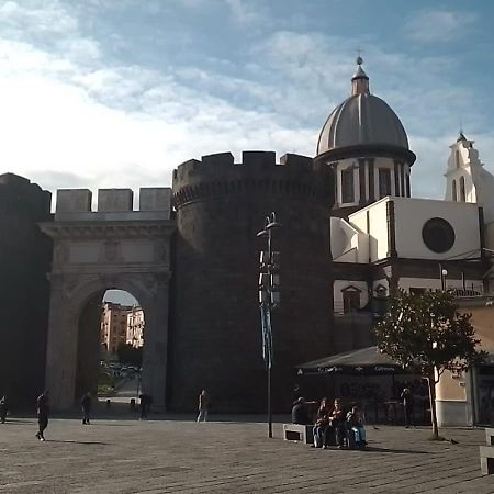 Puntoxenia Torri Aragonesi Apartment Napoli Bagian luar foto