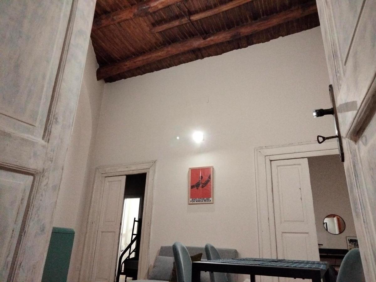 Puntoxenia Torri Aragonesi Apartment Napoli Bagian luar foto